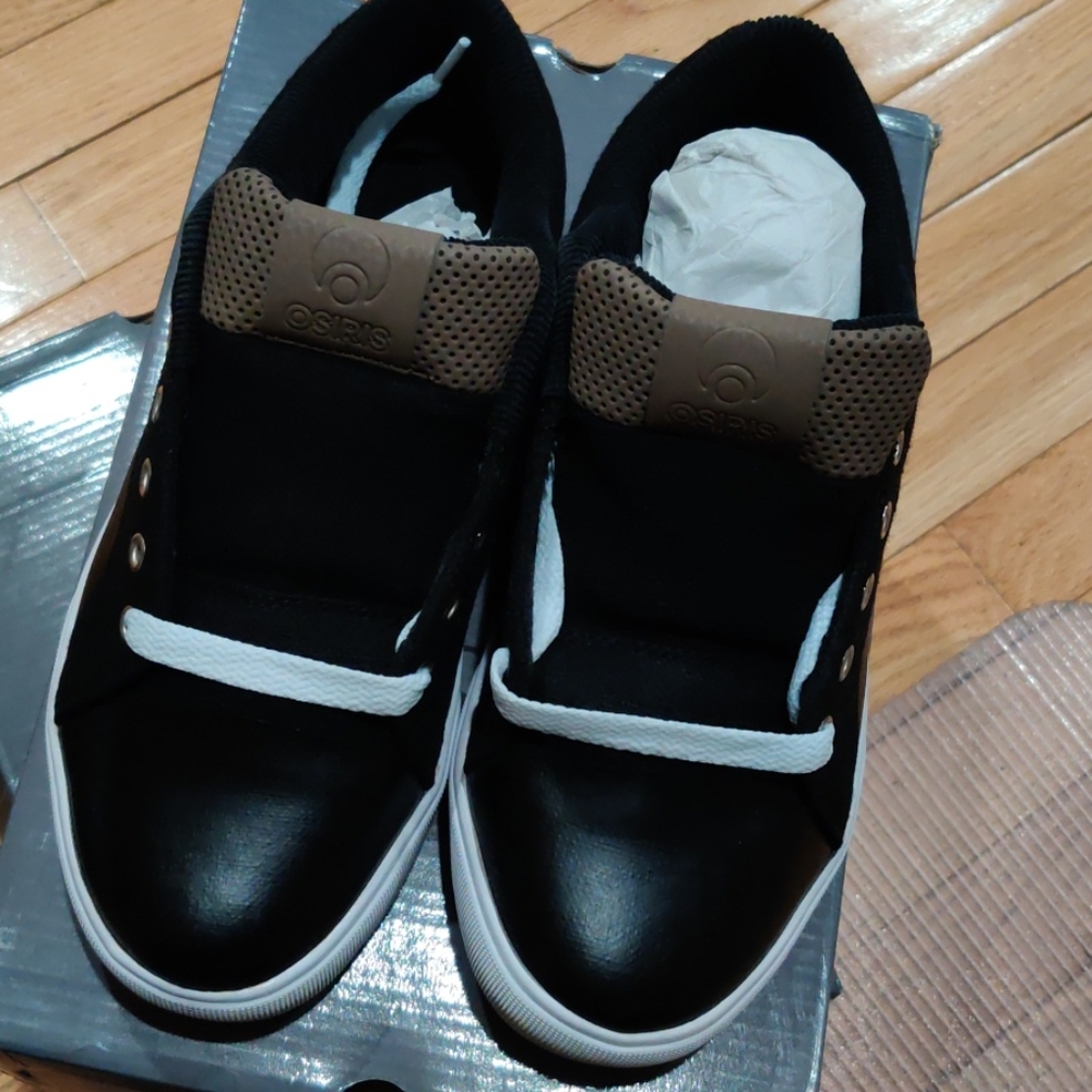 OSIRIS men's skater shoe size 6